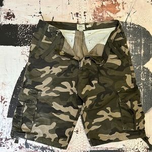 Eckō | camo | size 34